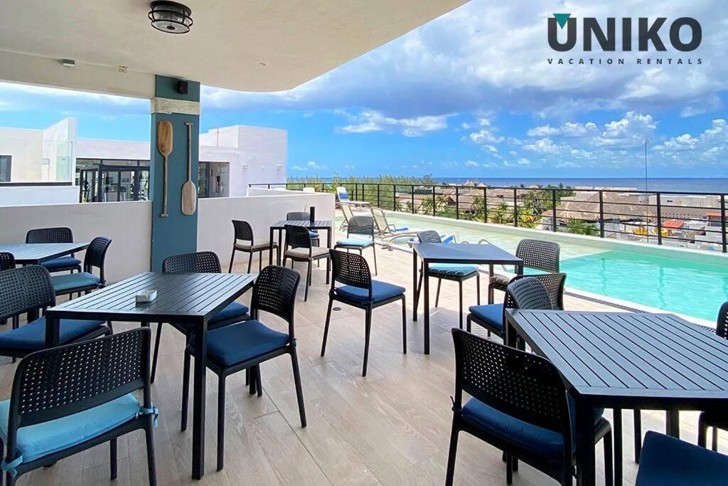 1 Block To The 2br 6pax Rooftop Pool King Bed Apartamento Playa del Carmen