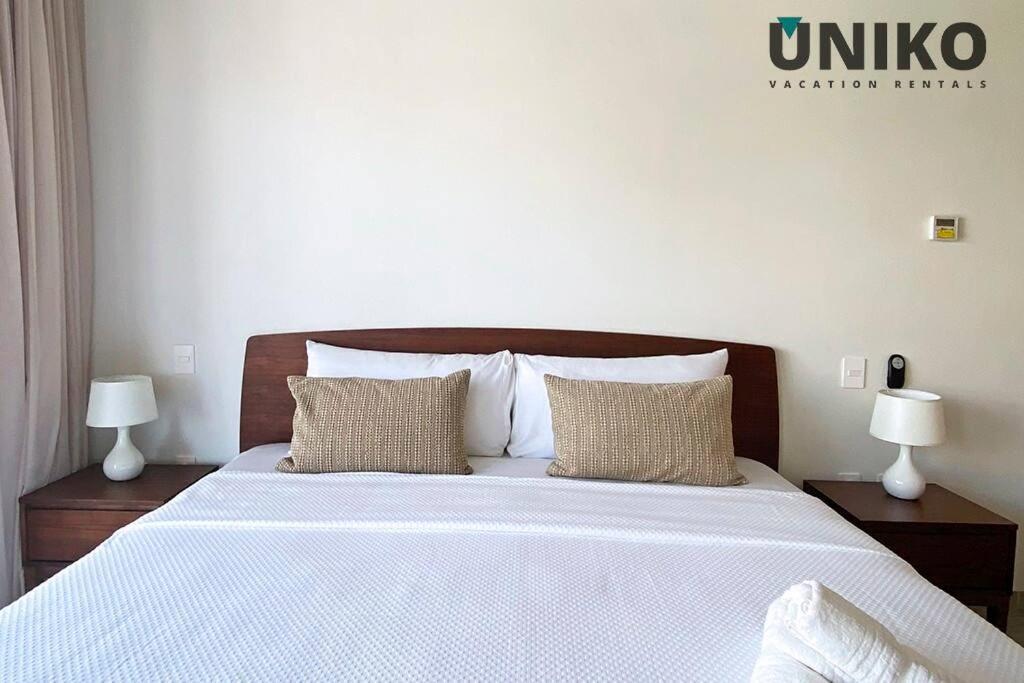 1 Block To The 2br 6pax Rooftop Pool King Bed Apartamento Playa del Carmen
