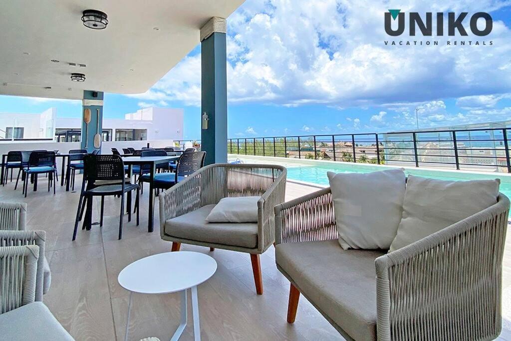 1 Block To The 2br 6pax Rooftop Pool King Bed *