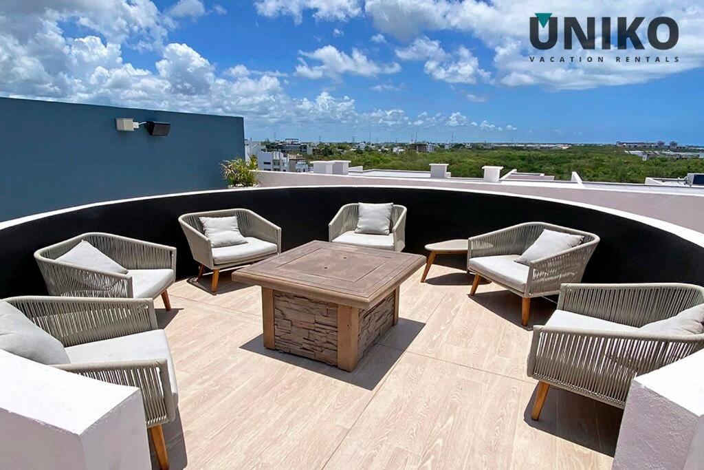 1 Block To The 2br 6pax Rooftop Pool King Bed Playa del Carmen